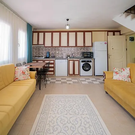 Central House Near Calis Beach With Balcony And View In Apartment *